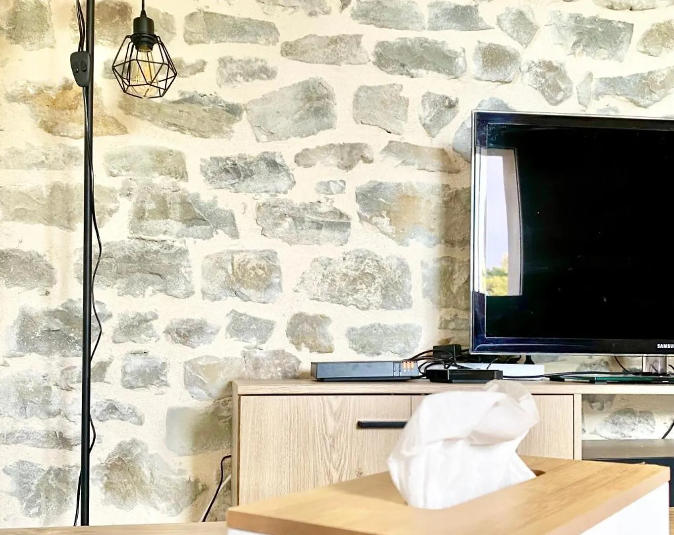 La Conciergerie 05 - Gite De La Cooperative - Superbe Maison A L Epine - Wifi - 4 A 6 Personne L'Epine